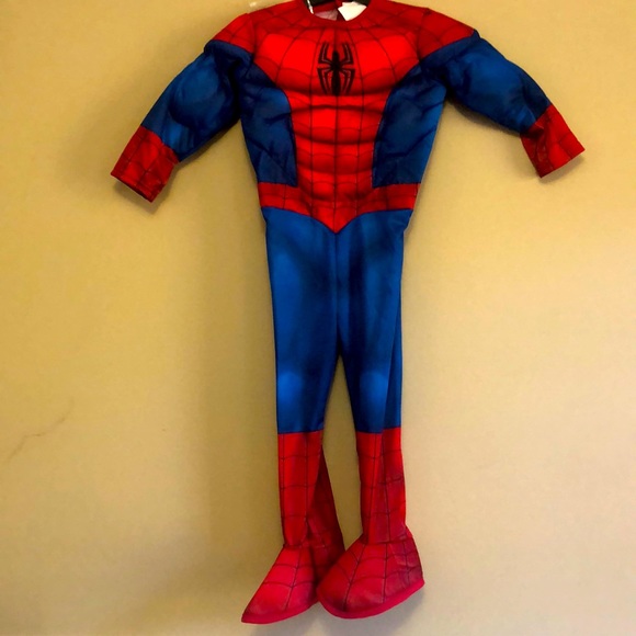 Adorable Spider-Man costume. Perfect 🎄 gift! NWT